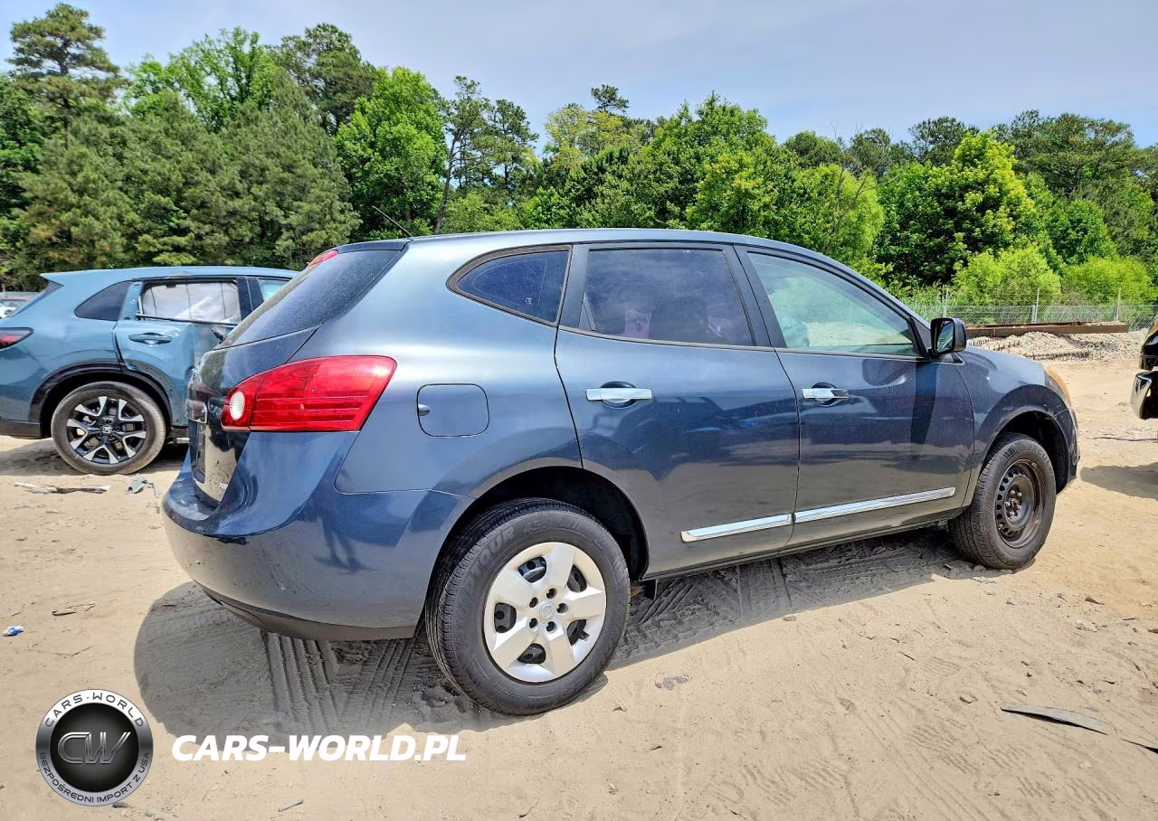2014 Nissan Rogue Select S VIN:JN8AS5MVXEW201737 - 3