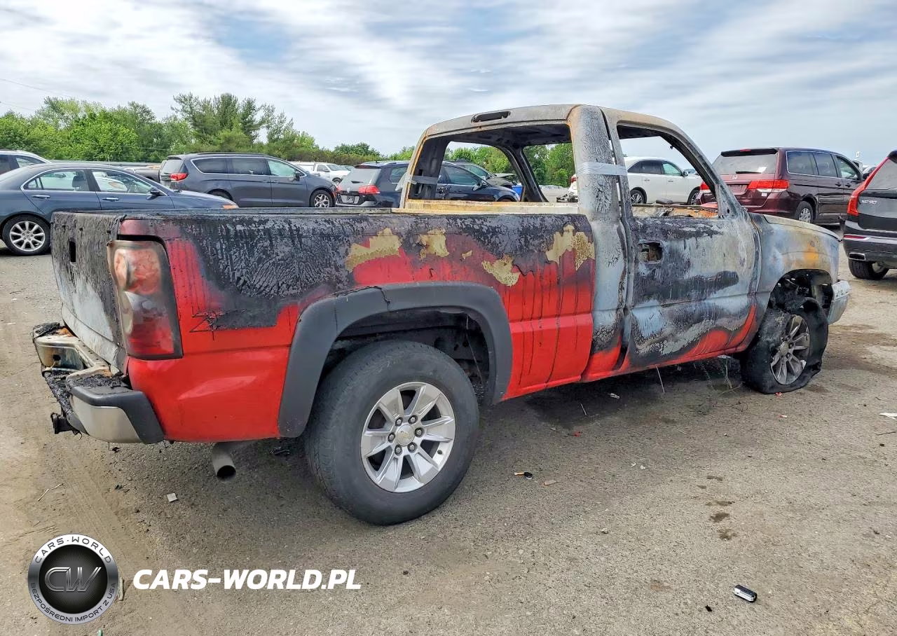 2005 Chevrolet Silverado K1500 VIN:1GCEK14T65Z177357 - 3