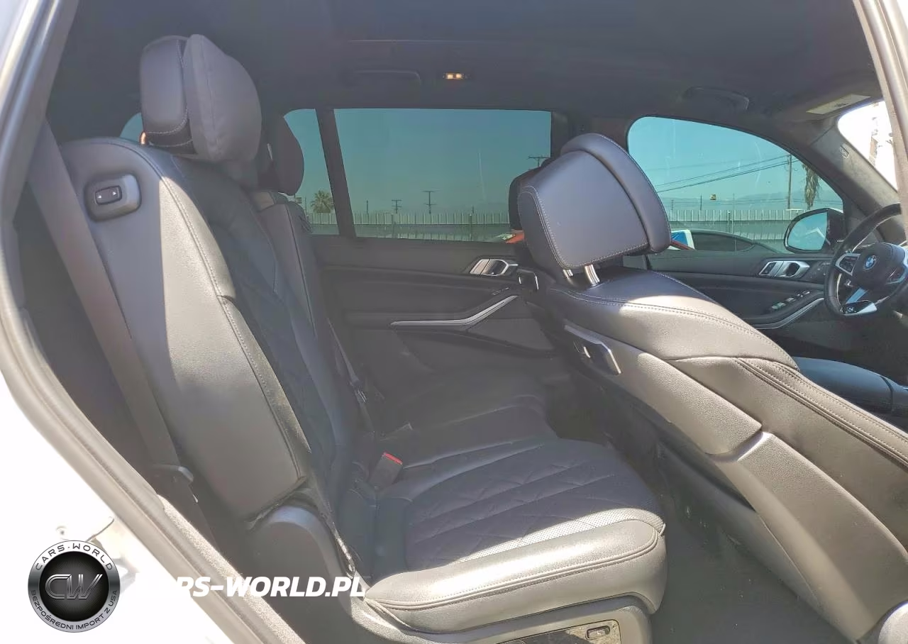 2023 BMW X7 xDrive40I VIN:5UX23EM05P9P84249 - 11