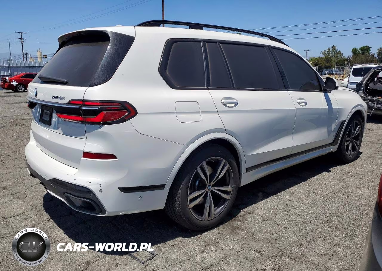 2023 BMW X7 xDrive40I VIN:5UX23EM05P9P84249 - 3
