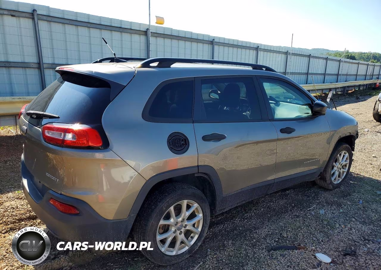 2016 Jeep Cherokee Sport VIN:1C4PJMAB0GW244886 - 3
