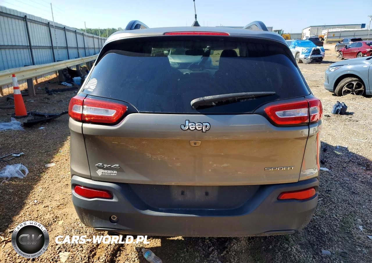 2016 Jeep Cherokee Sport VIN:1C4PJMAB0GW244886 - 6