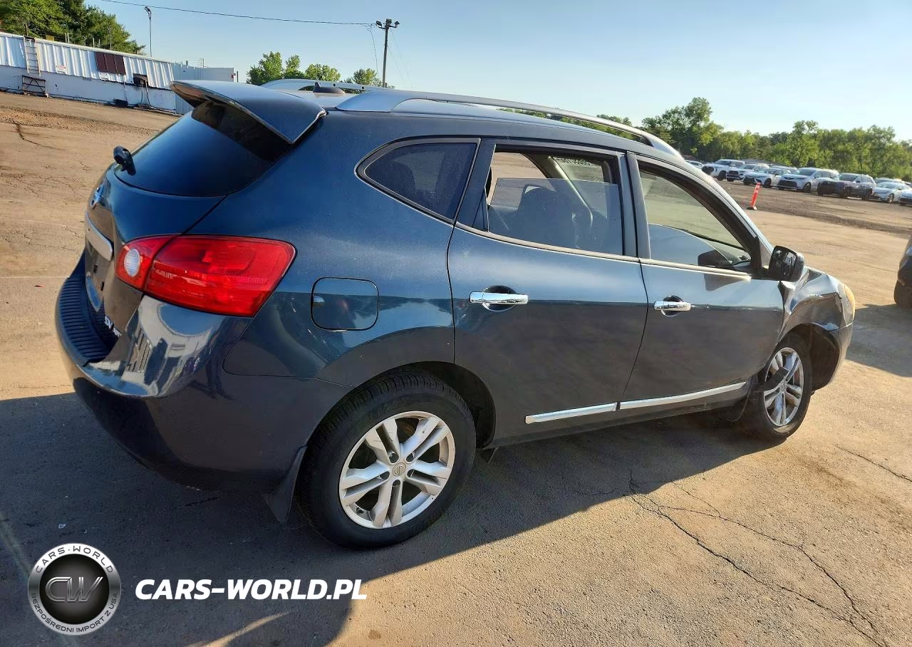 2013 Nissan Rogue S VIN:JN8AS5MV2DW602245 - 3