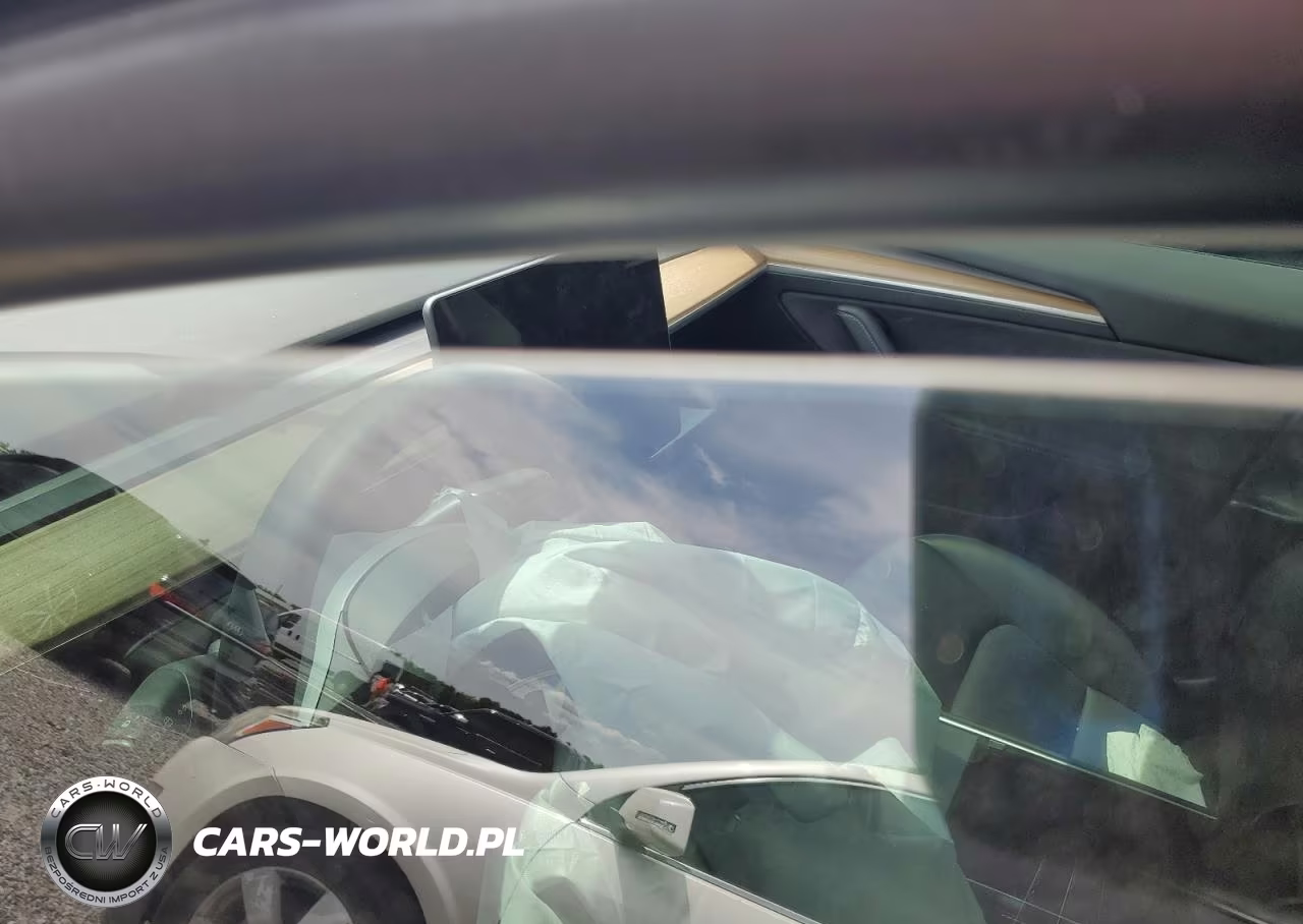2022 Tesla Model 3 VIN:5YJ3E1EB7NF326529 - 9