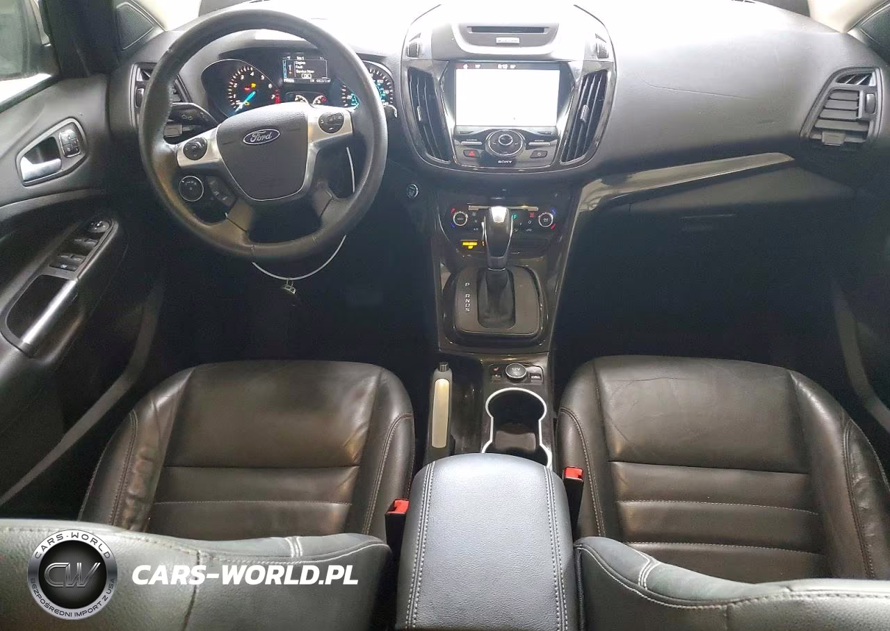 2016 Ford Escape Titanium VIN:1FMCU9J94GUA50997 - 8
