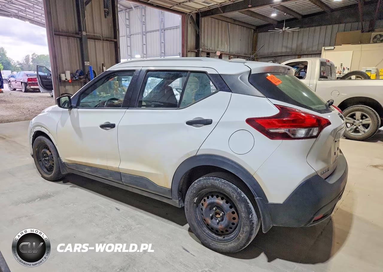 2018 Nissan Kicks S VIN:3N1CP5CU0JL508142 - 2