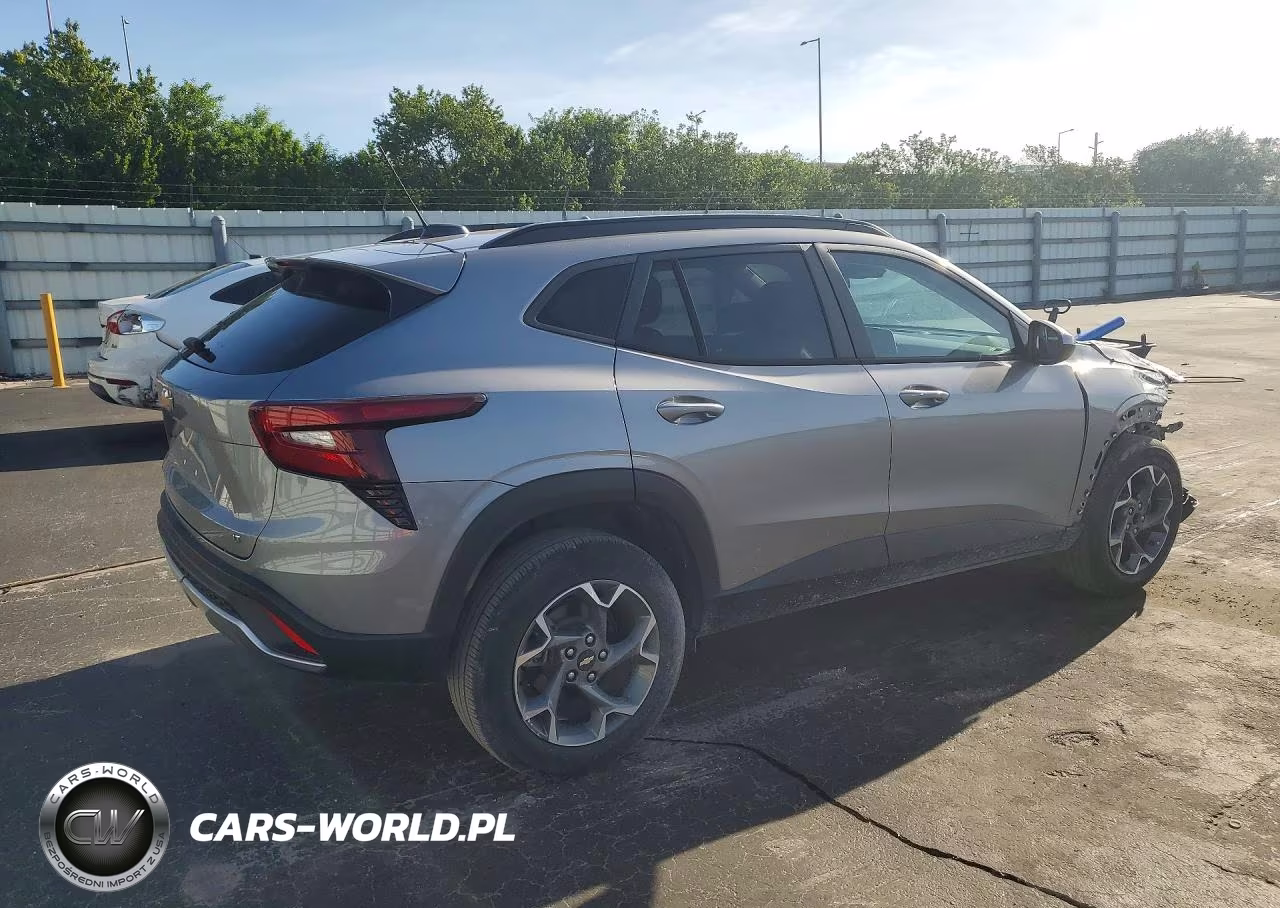 2024 Chevrolet Trax 1Lt VIN:KL77LHE27RC132891 - 3