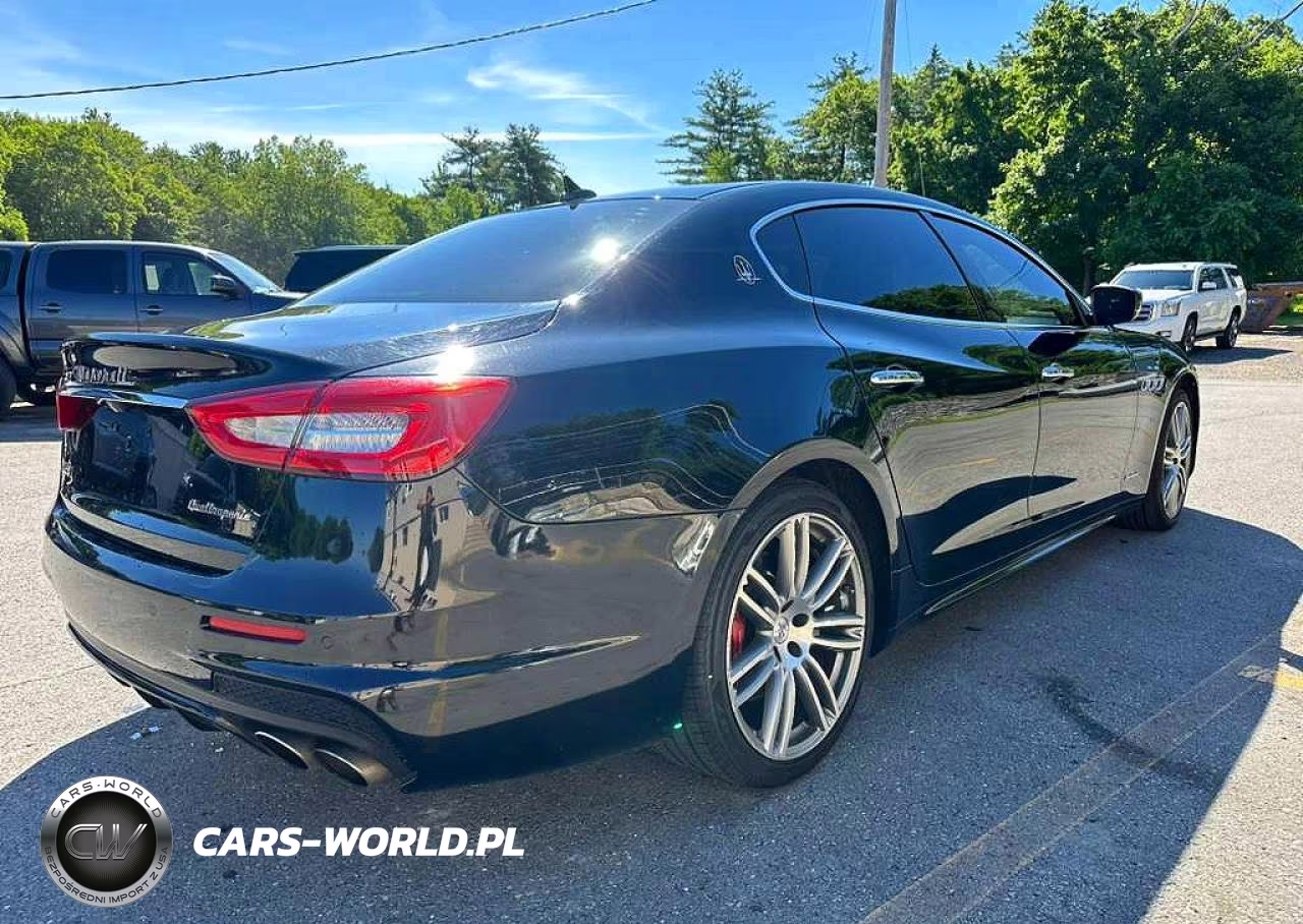 2018 Maserati Quattroporte S VIN:ZAM56YRS3J1285288 - 3