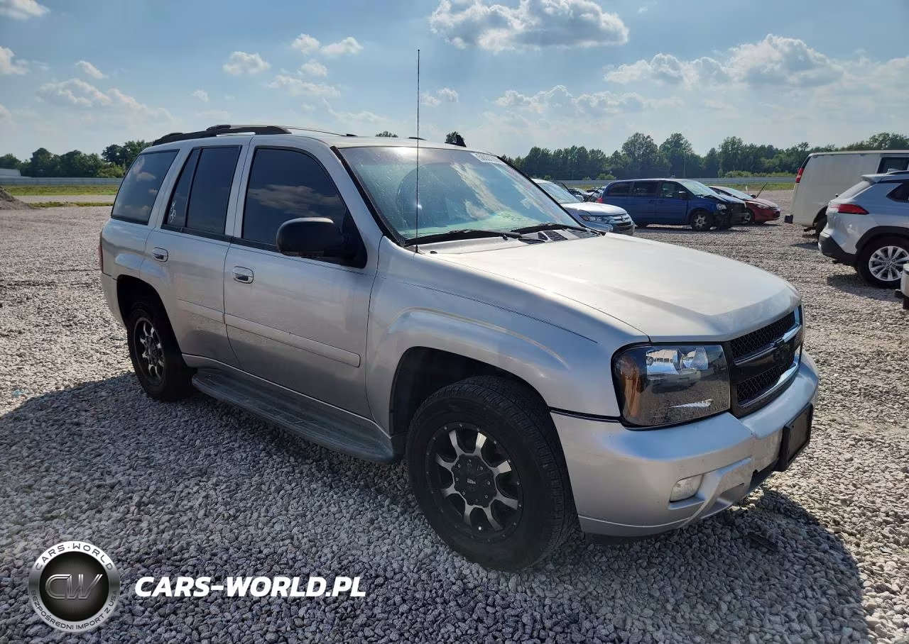 2007 Chevrolet Trailblazer Ls VIN:1GNDT13S272135028 - 4