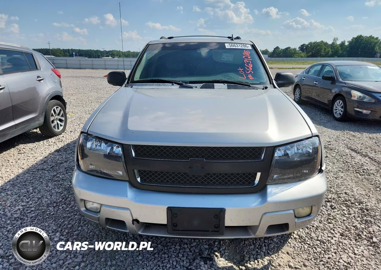 2007 Chevrolet Trailblazer Ls VIN:1GNDT13S272135028 - 5