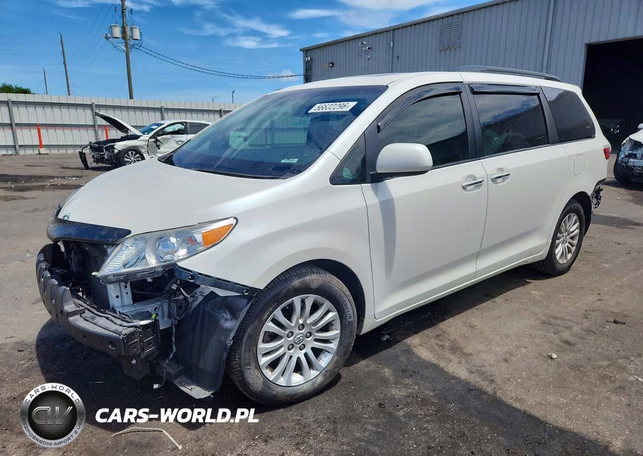 2017 Toyota Sienna Xle 8-Passenger – zdjęcie 1 z 14