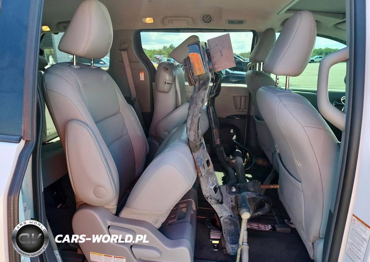2017 Toyota Sienna Xle 8-Passenger VIN:5TDYZ3DC1HS896381 - 11