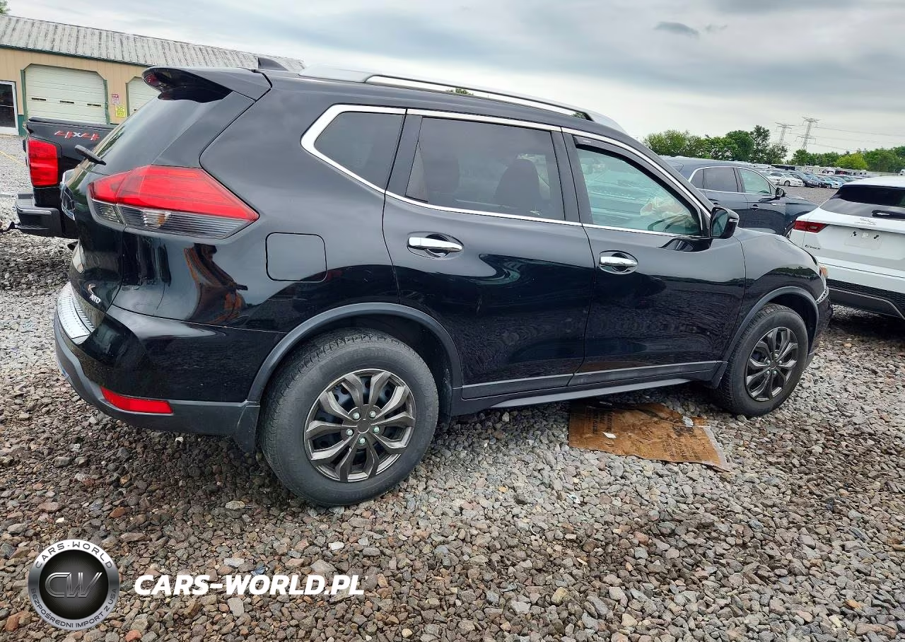 2017 Nissan Rogue S VIN:5N1AT2MM1HC746418 - 3