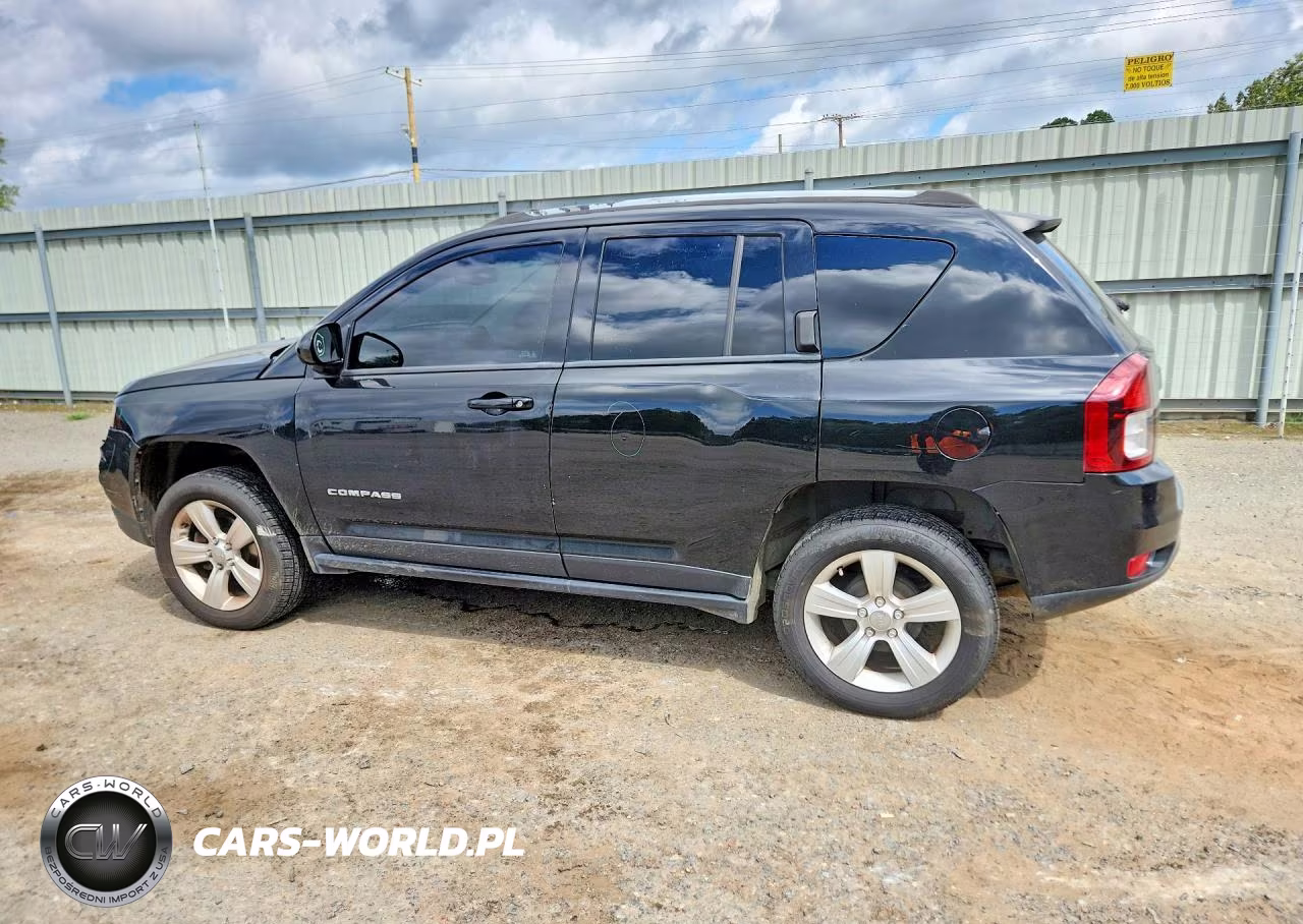2016 Jeep Compass Latitude VIN:1C4NJCEA3GD599422 - 2