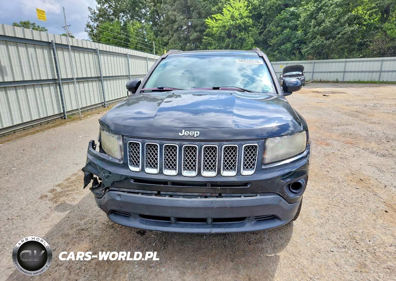 2016 Jeep Compass Latitude VIN:1C4NJCEA3GD599422 - 5