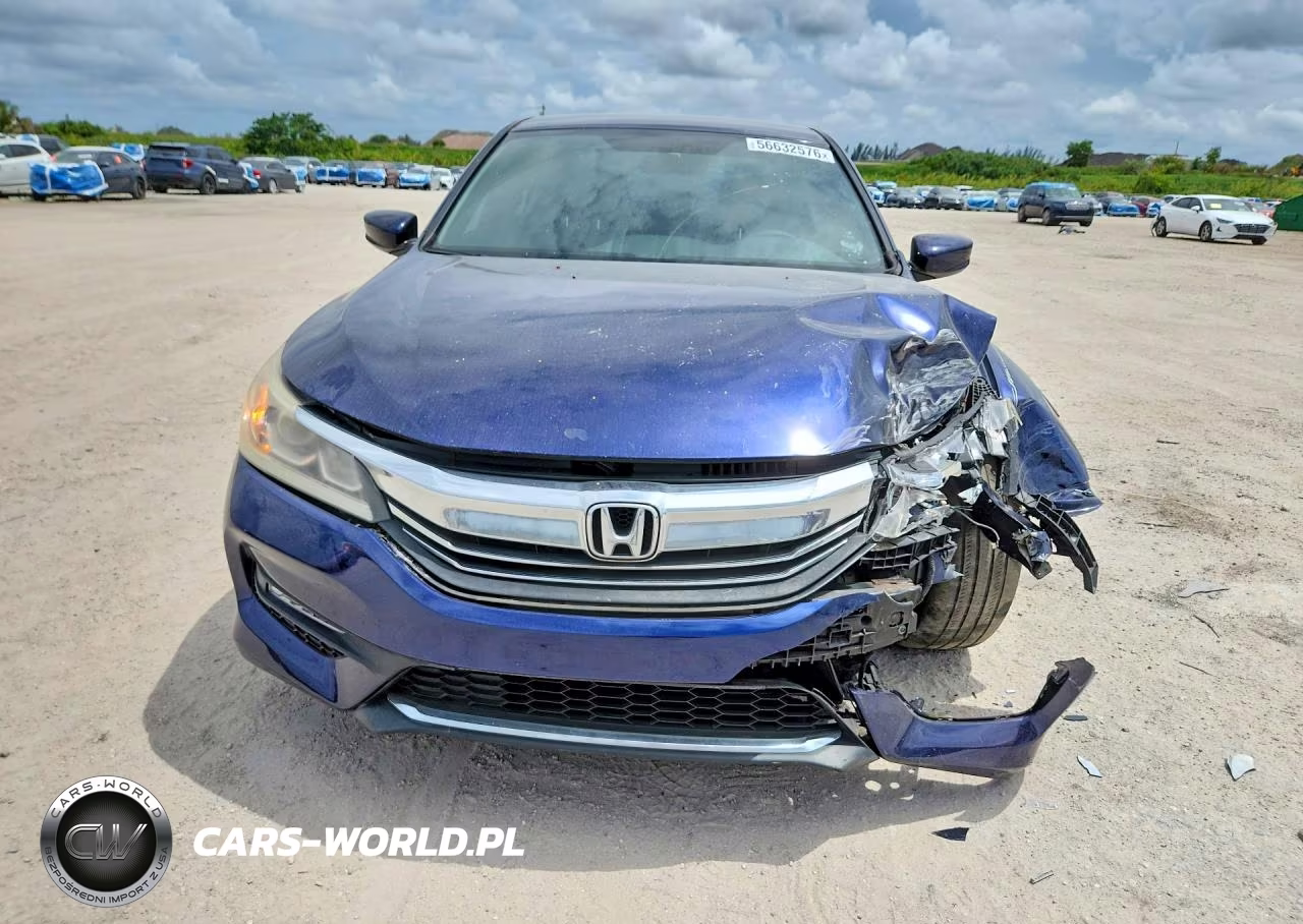 2017 Honda Accord Sport VIN:1HGCR2F53HA068995 - 5