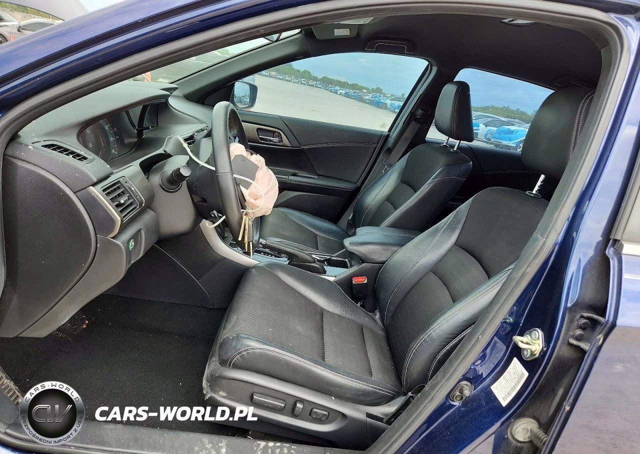 2017 Honda Accord Sport VIN:1HGCR2F53HA068995 - 7