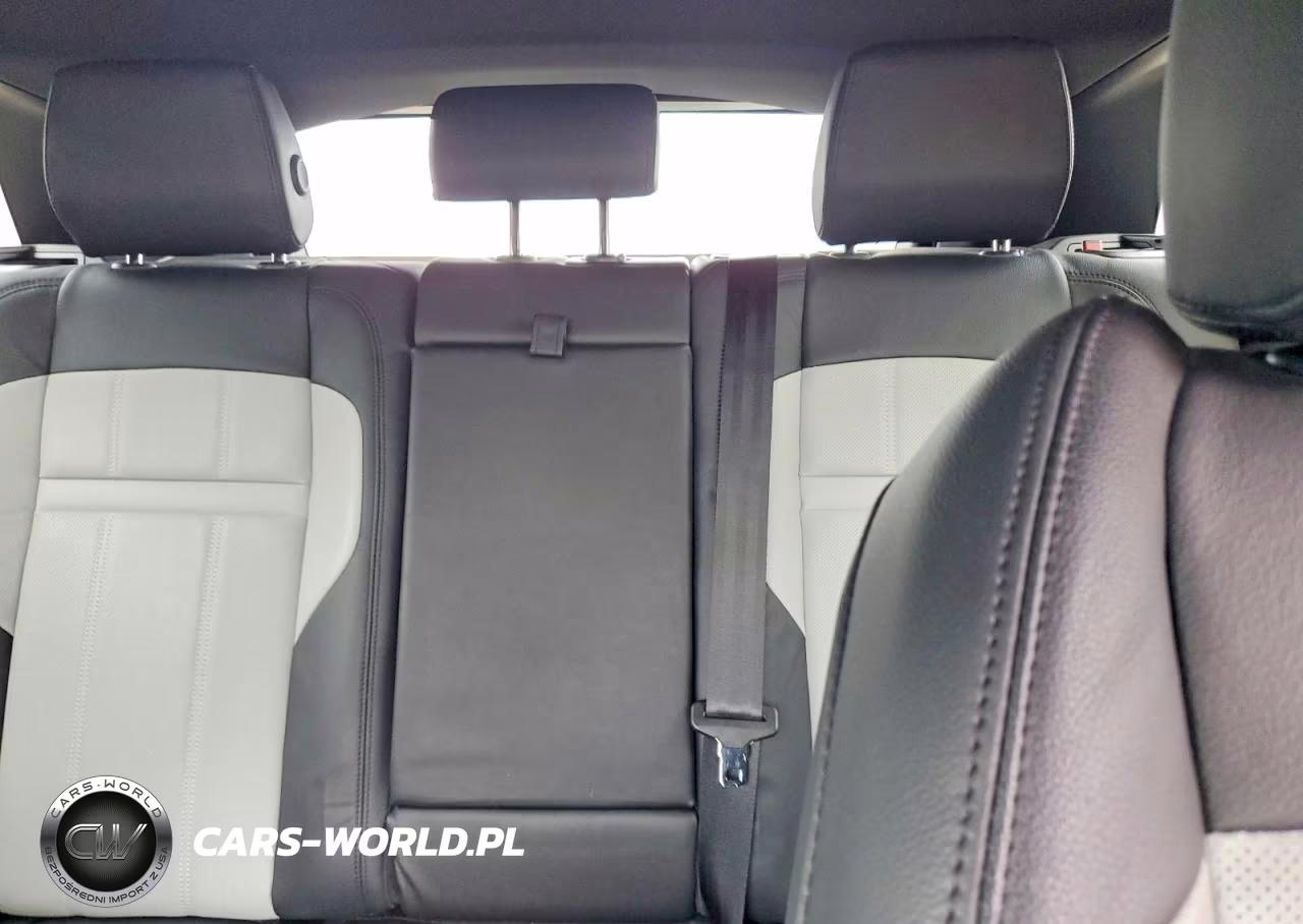 2023 Land Rover Range Rover Evoque R-Dynamic S VIN:SALZT2FX1PH209671 - 10