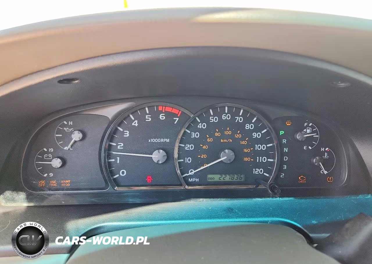 2005 Toyota Sequoia Limited VIN:5TDBT48A45S252164 - 9
