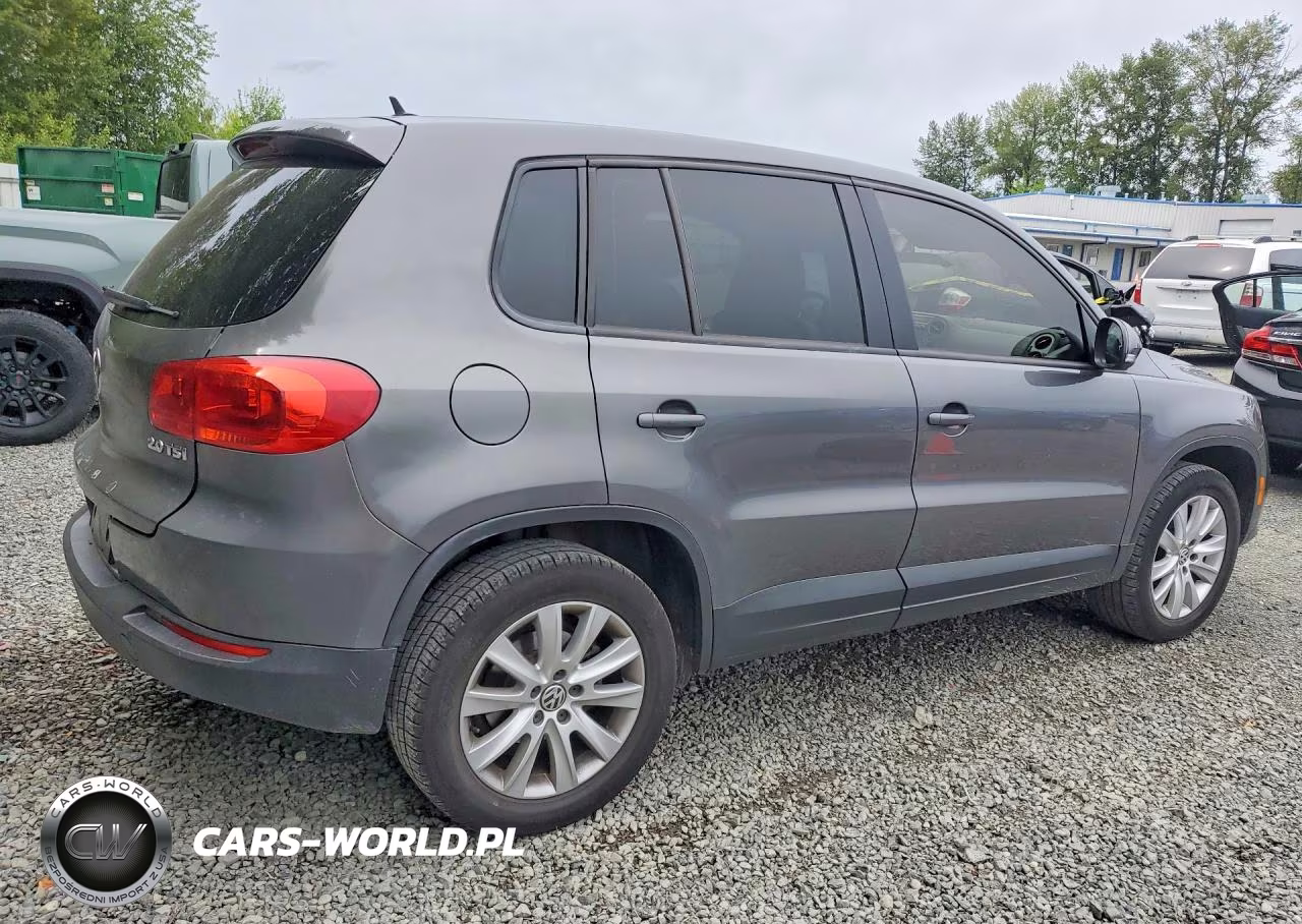 2012 VOLKSWAGEN TIGUAN S VIN:WVGAV7AX7CW078203 - 3