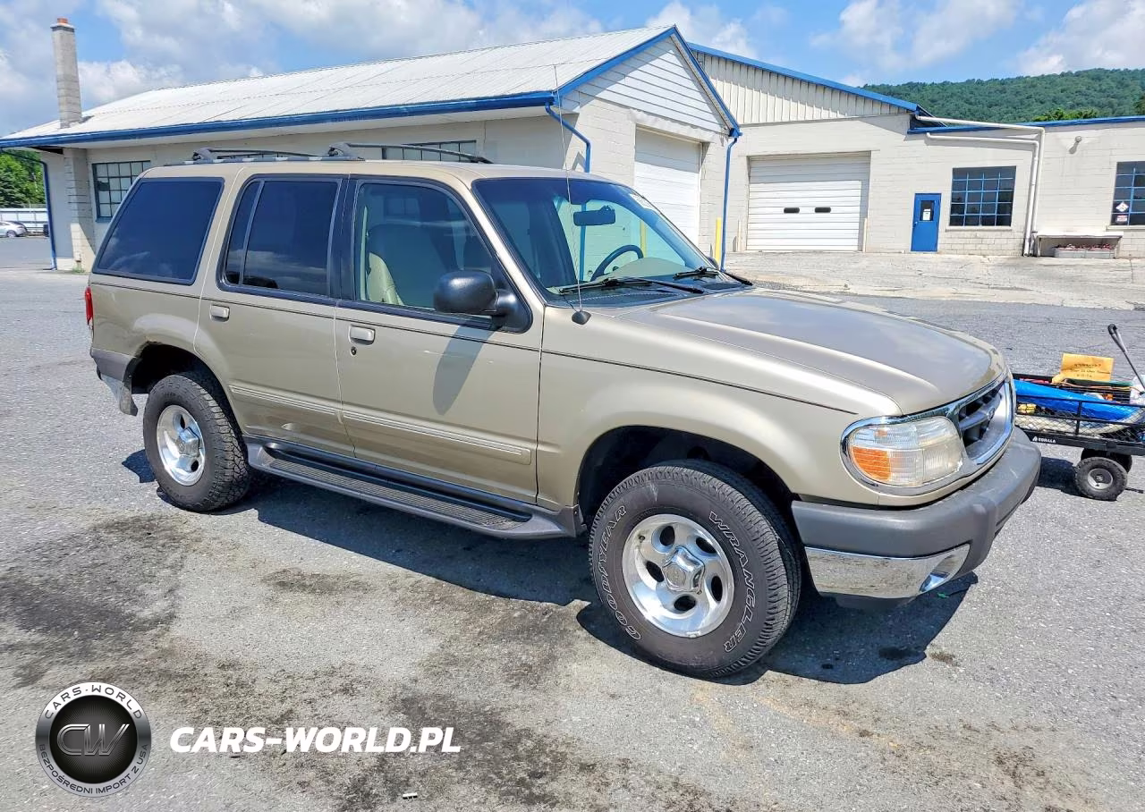 2000 Ford Explorer Xlt VIN:1FMZU73E9YZC59245 - 4