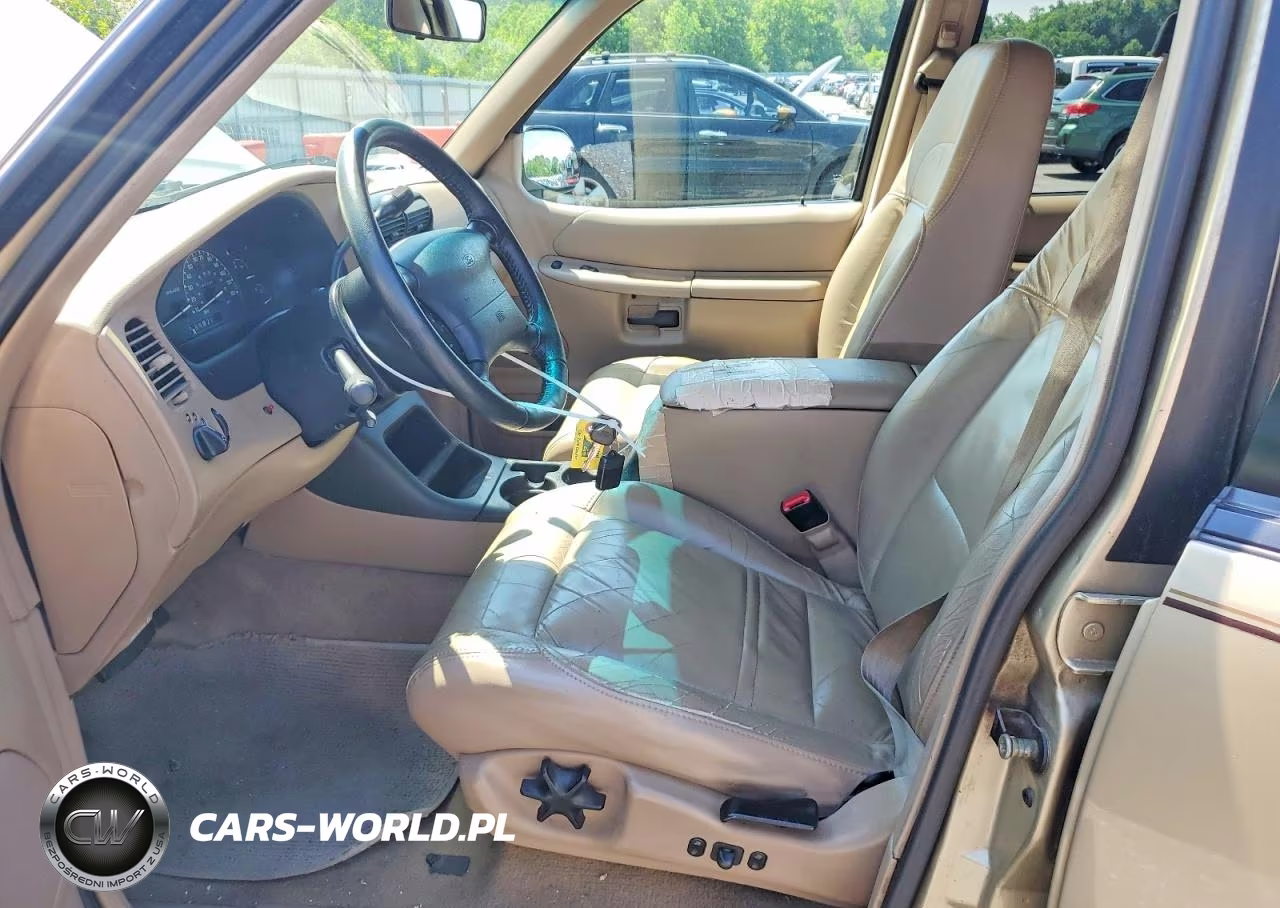 2000 Ford Explorer Xlt VIN:1FMZU73E9YZC59245 - 7