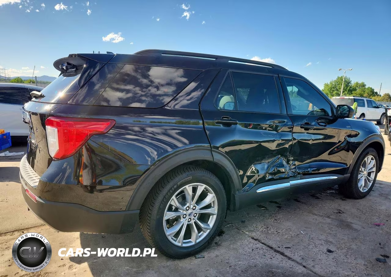 2024 Ford Explorer Xlt VIN:1FMSK7DH2RGA08130 - 3