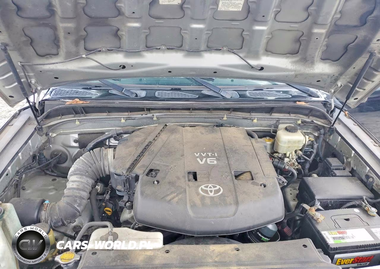 2007 Toyota Fj Cruiser Base VIN:JTEZU11F570009318 - 12
