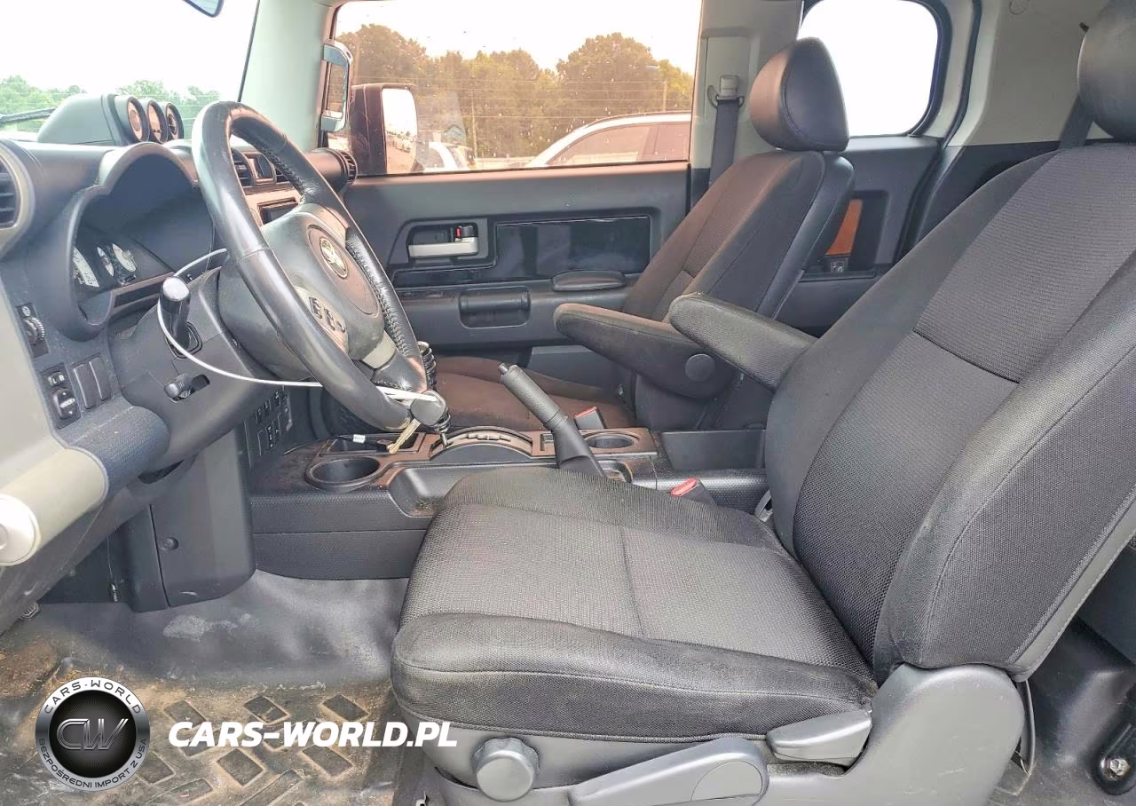 2007 Toyota Fj Cruiser Base VIN:JTEZU11F570009318 - 7