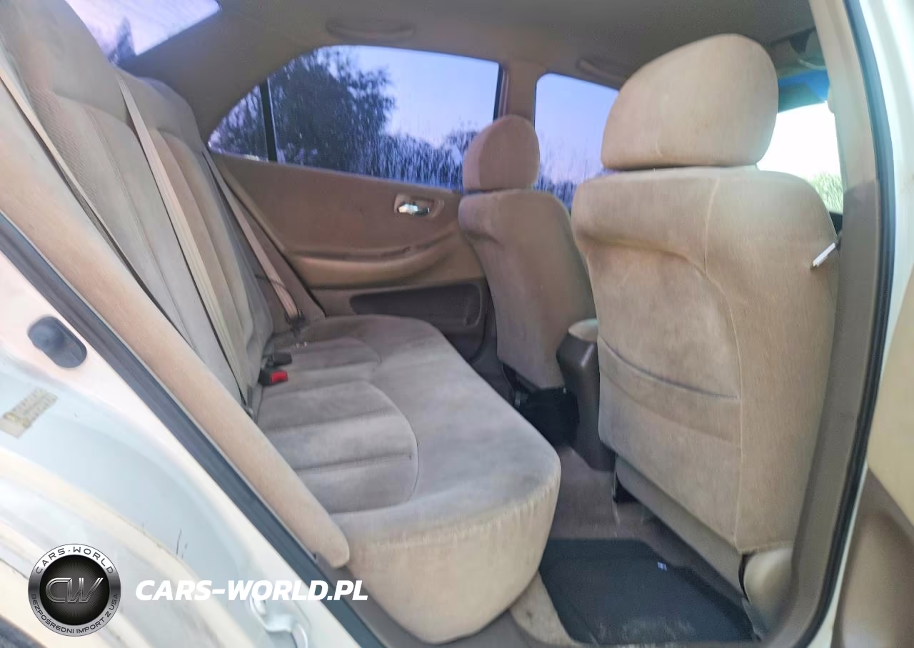 1999 Honda Accord Lx VIN:JHMCG5648XC004174 - 10