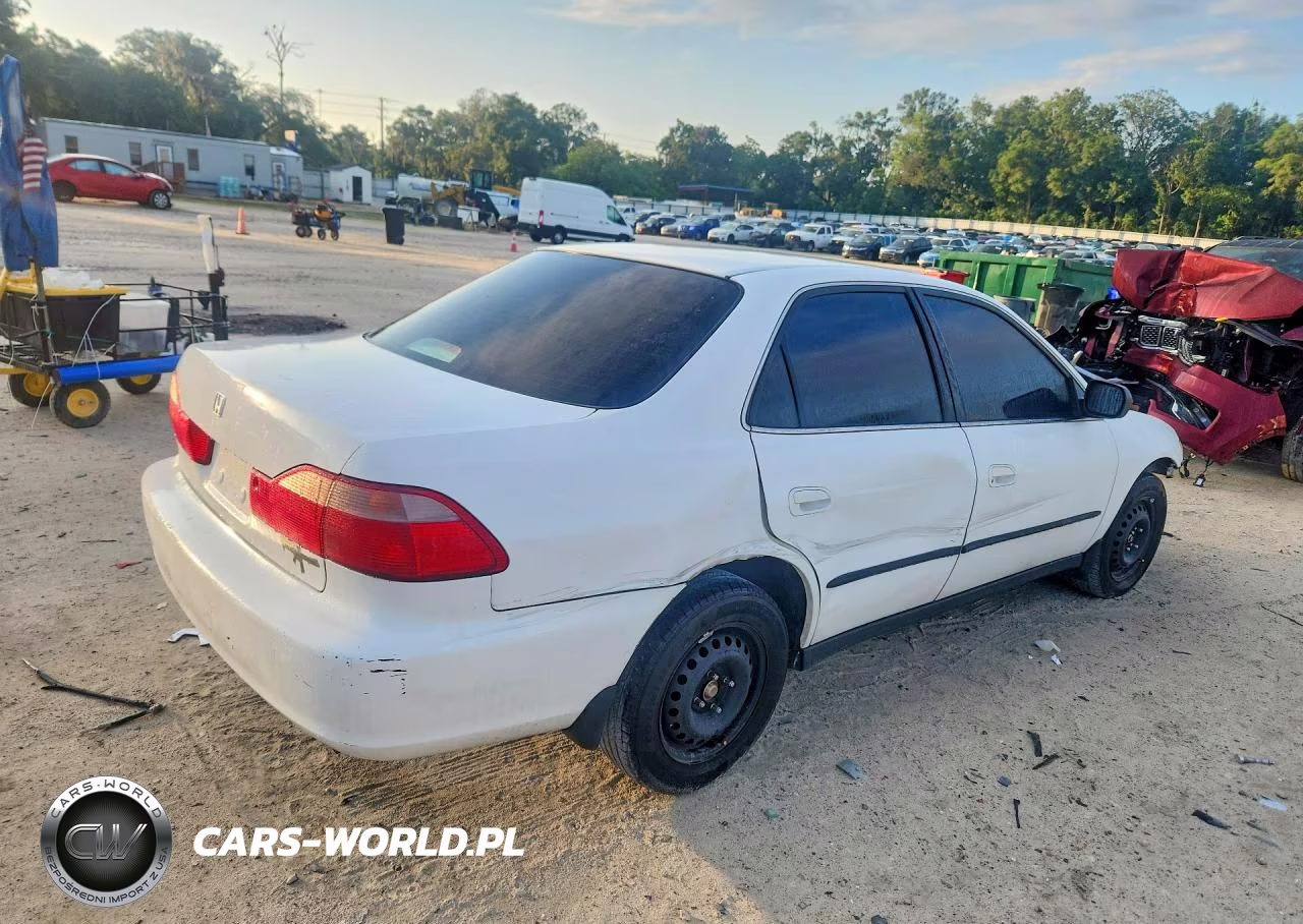 1999 Honda Accord Lx VIN:JHMCG5648XC004174 - 3