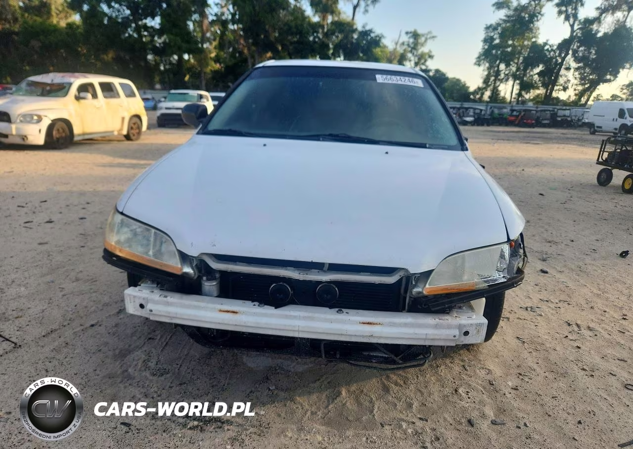 1999 Honda Accord Lx VIN:JHMCG5648XC004174 - 5