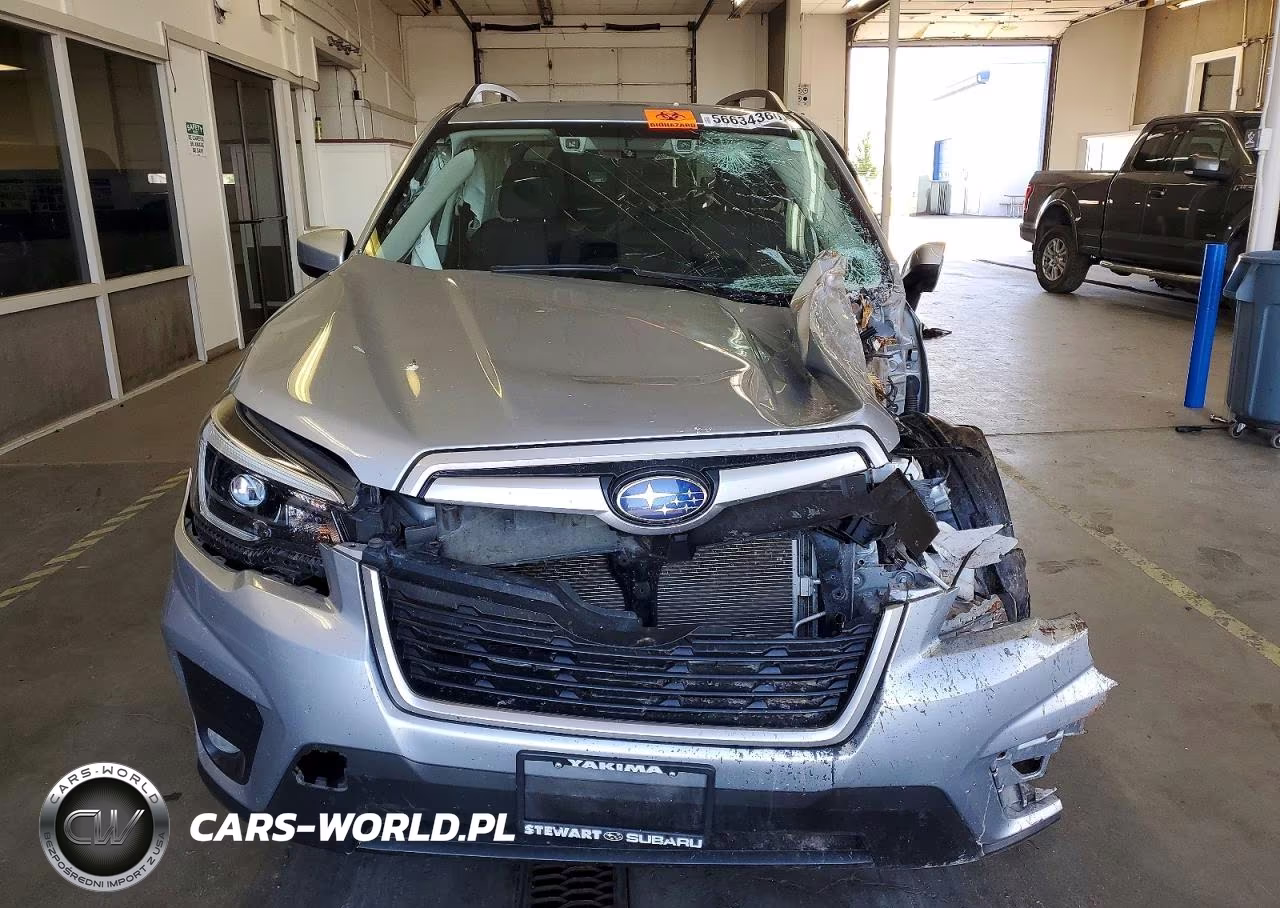 2021 Subaru Forester Premium VIN:JF2SKAJC1MH556442 - 11