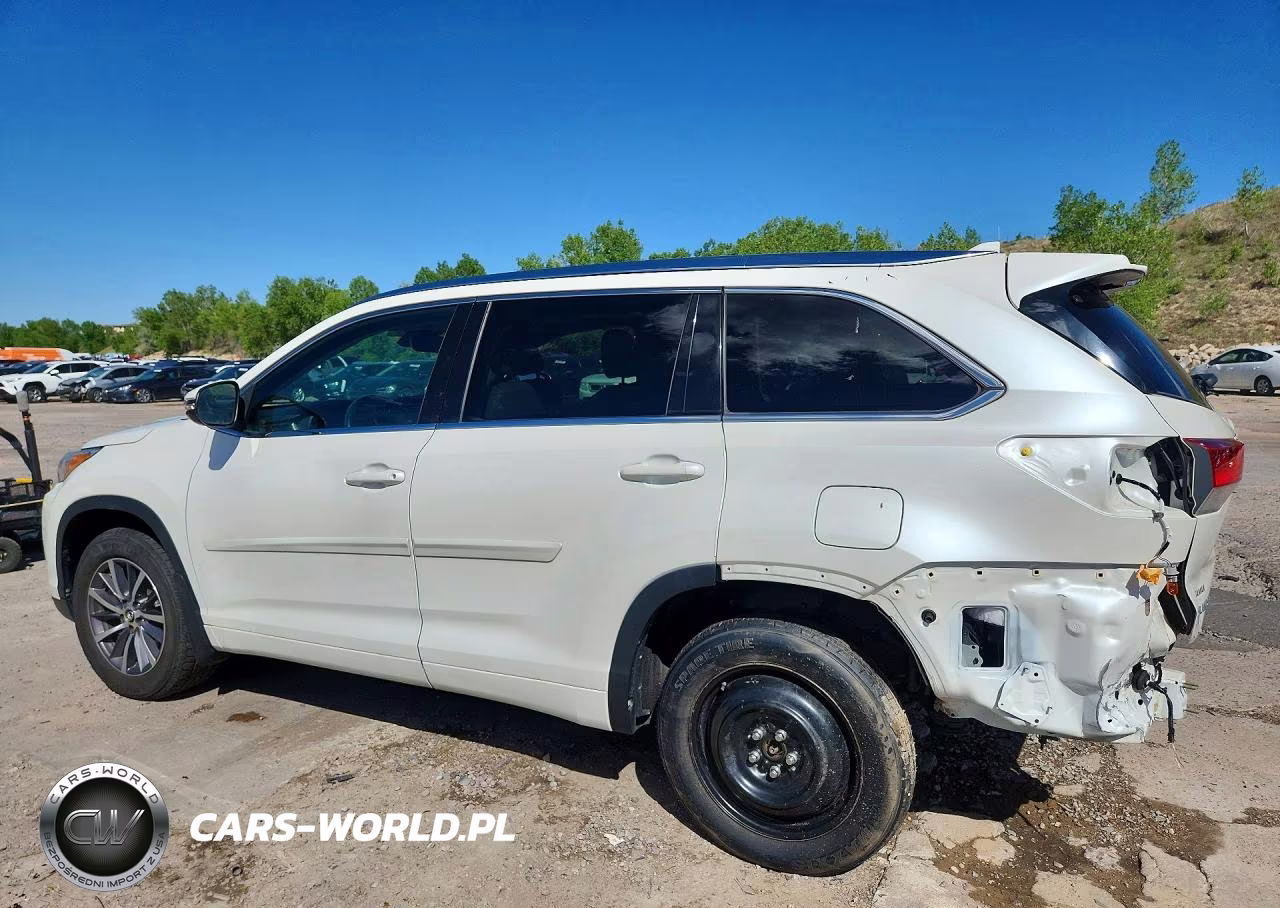 2017 Toyota Highlander Xle VIN:5TDJZRFH0HS382731 - 2