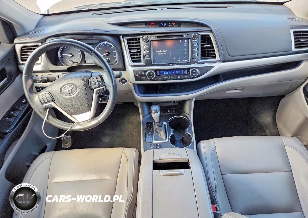 2017 Toyota Highlander Xle VIN:5TDJZRFH0HS382731 - 8