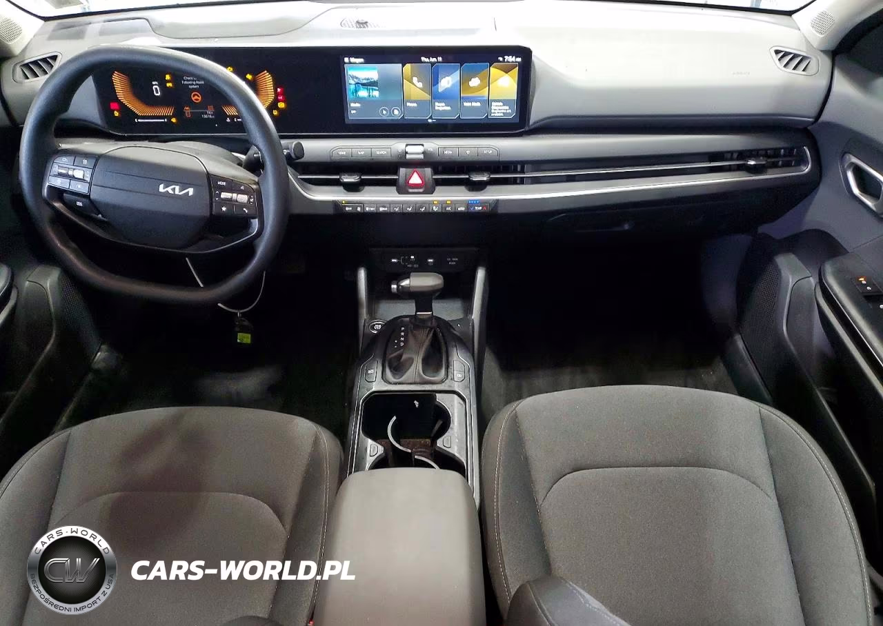 2025 Kia K4 Lxs VIN:3KPFT4DE2SE005466 - 8