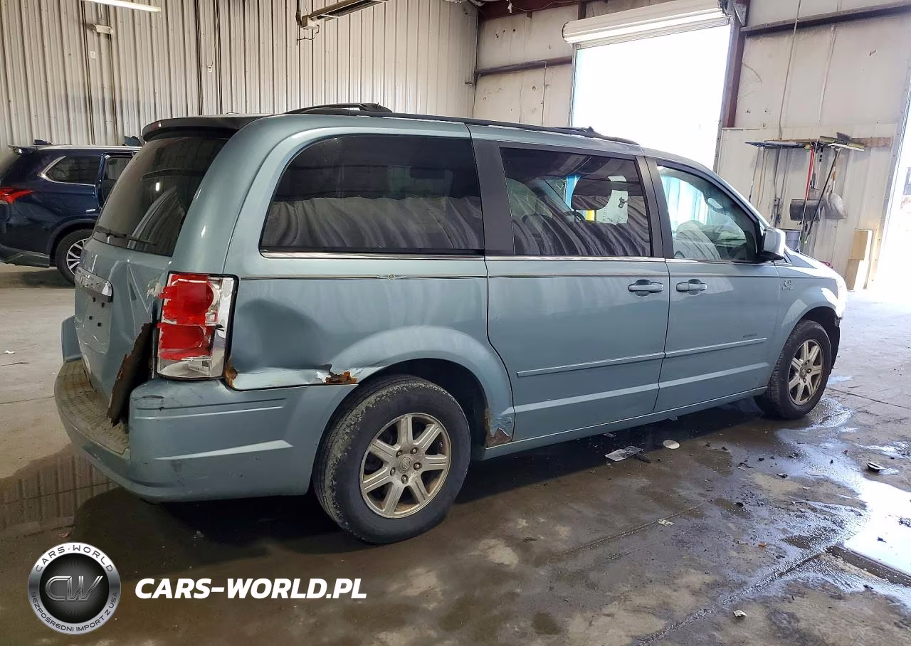 2008 Chrysler Town & Country Touring VIN:2A8HR54P38R839406 - 3