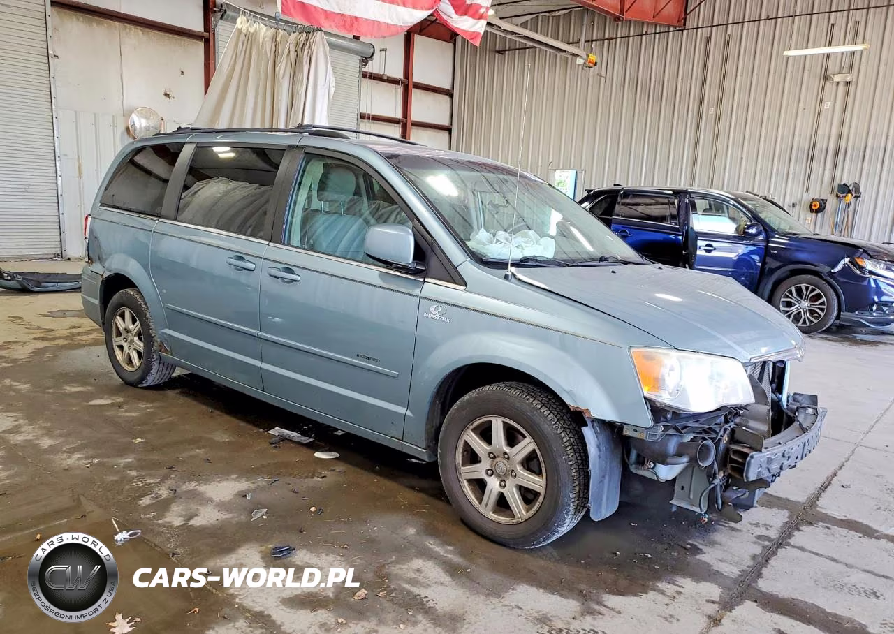 2008 Chrysler Town & Country Touring VIN:2A8HR54P38R839406 - 4