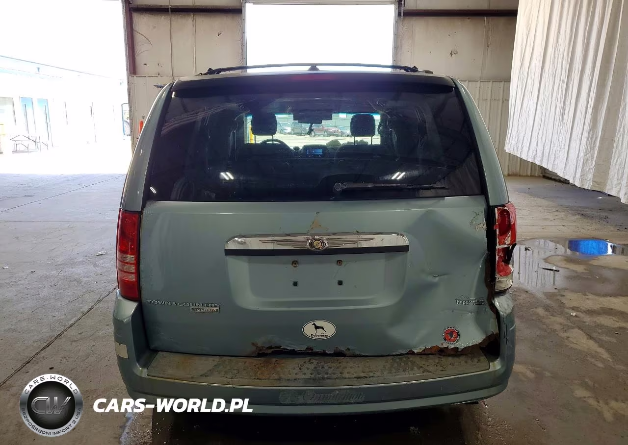 2008 Chrysler Town & Country Touring VIN:2A8HR54P38R839406 - 6