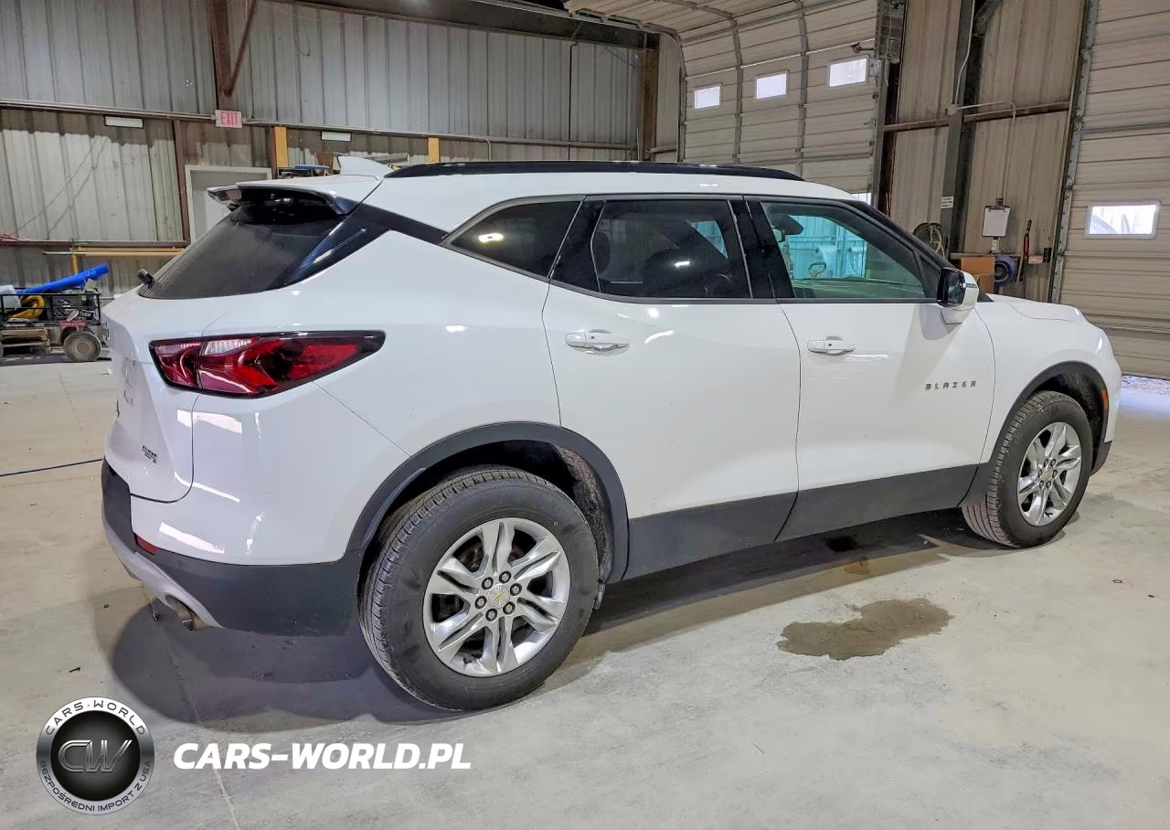 2021 Chevrolet Blazer 2Lt VIN:3GNKBHRS9MS550373 - 3