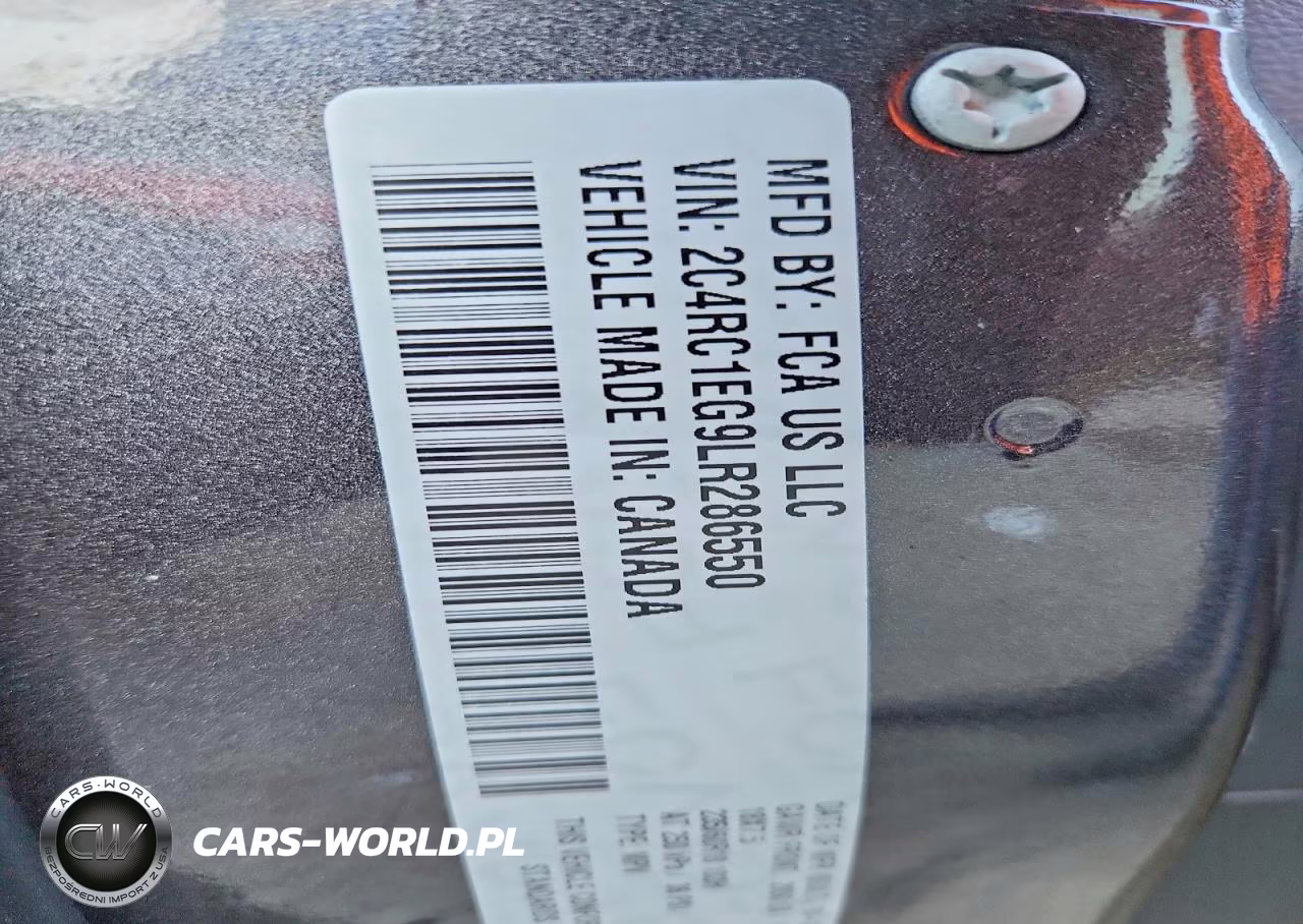 2020 Chrysler Pacifica Touring L Plus VIN:2C4RC1EG9LR286550 - 14