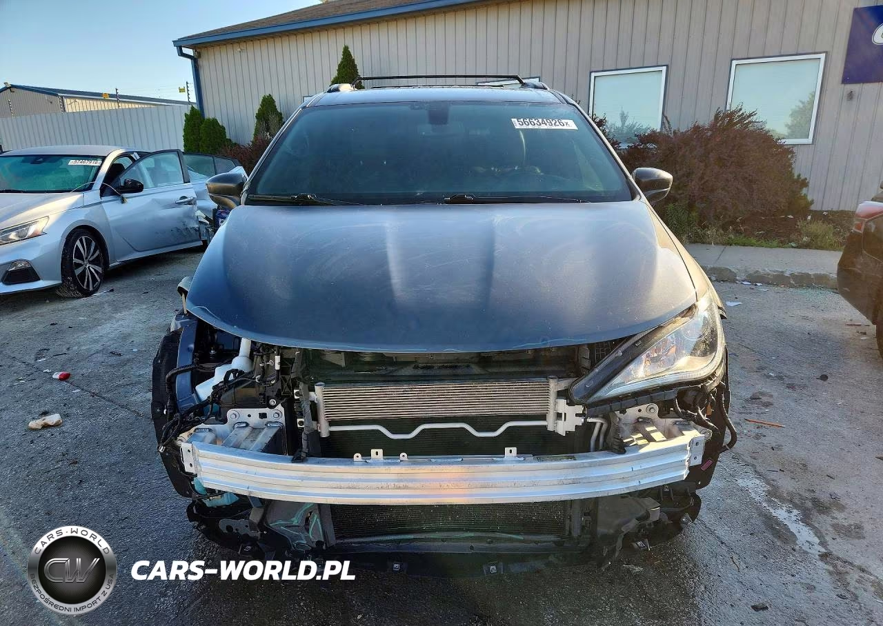 2020 Chrysler Pacifica Touring L Plus VIN:2C4RC1EG9LR286550 - 5