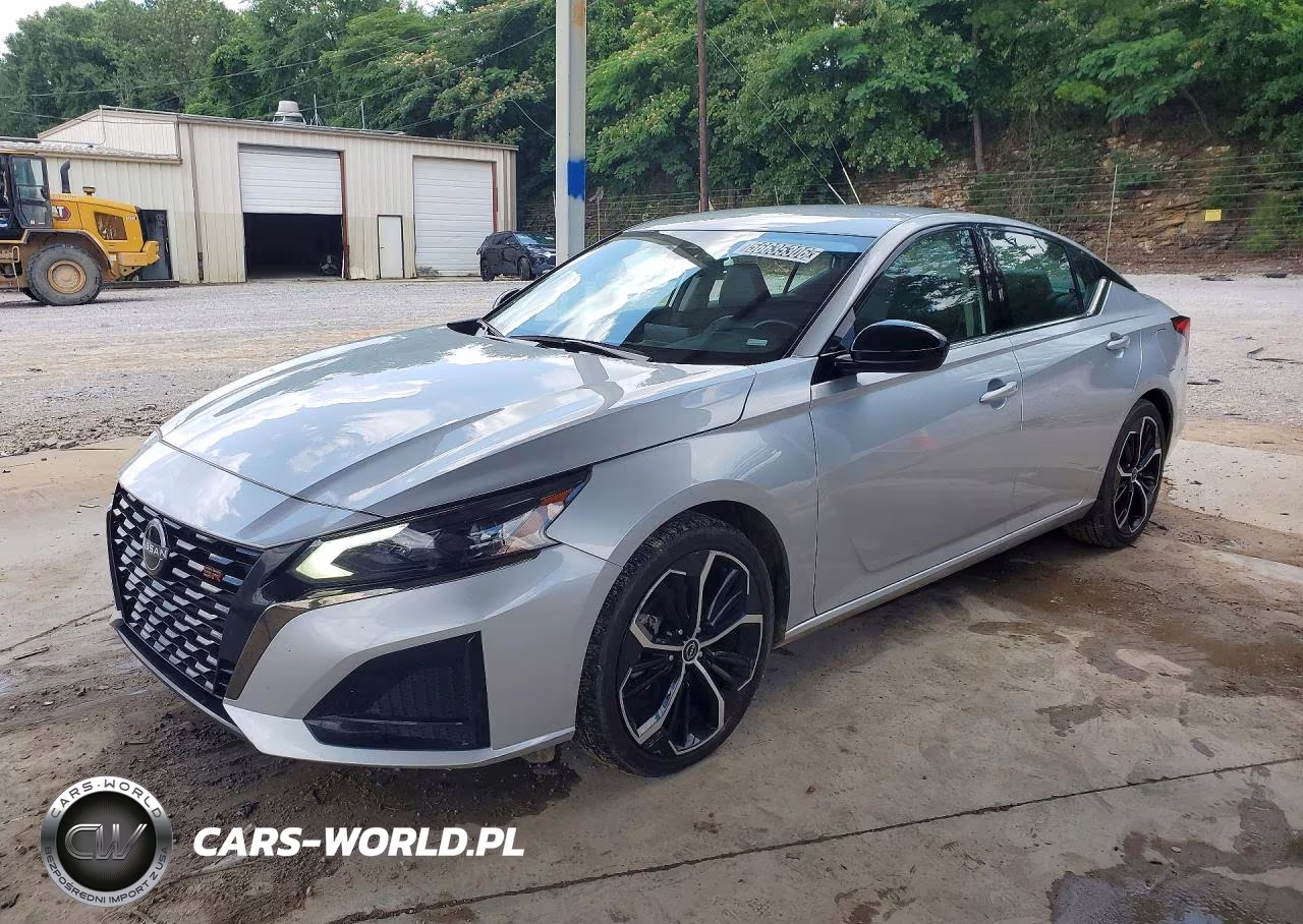 2024 Nissan Altima Sr – zdjęcie 1 z 12