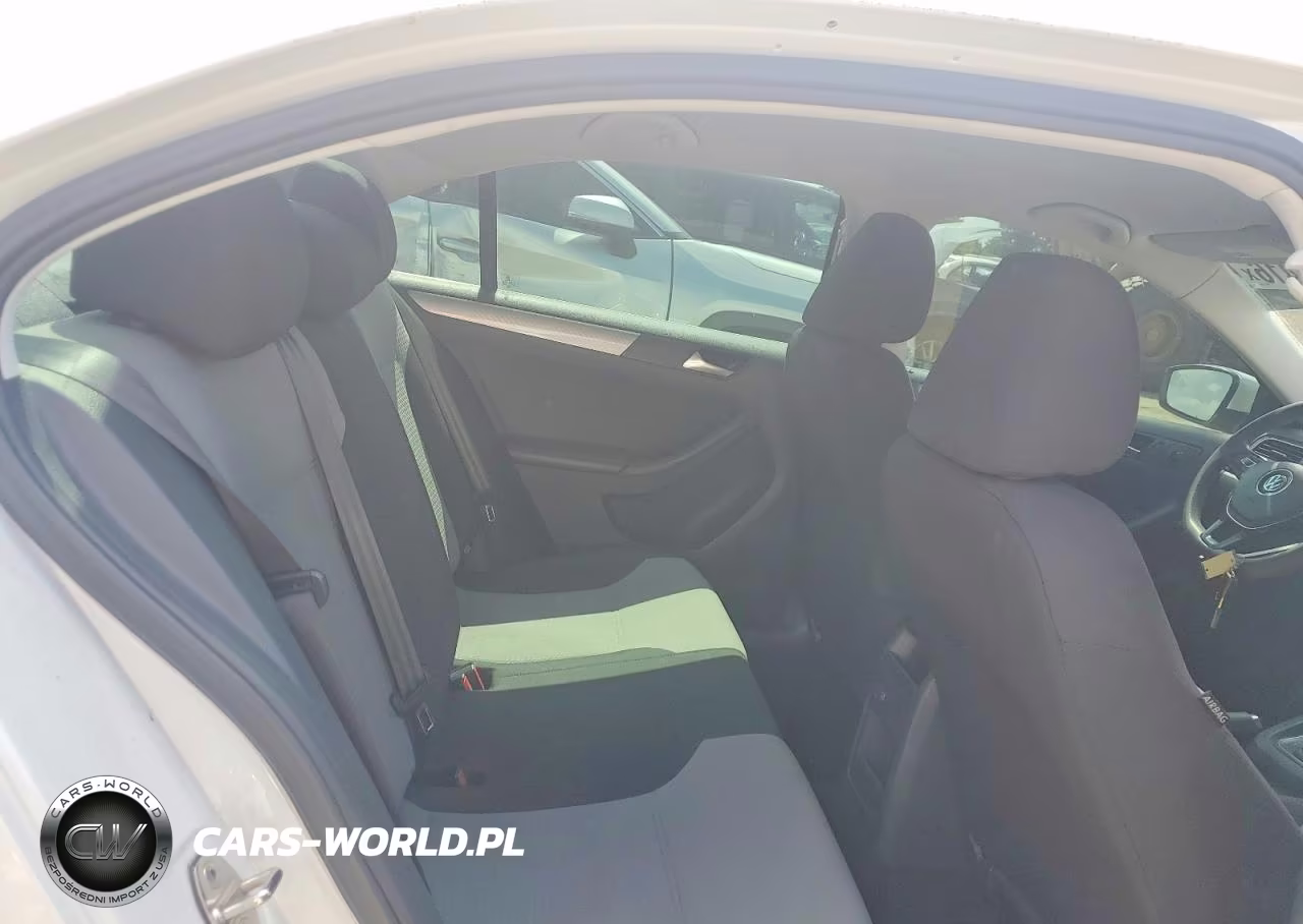 2017 Volkswagen Jetta S VIN:3VW2B7AJ6HM375867 - 10