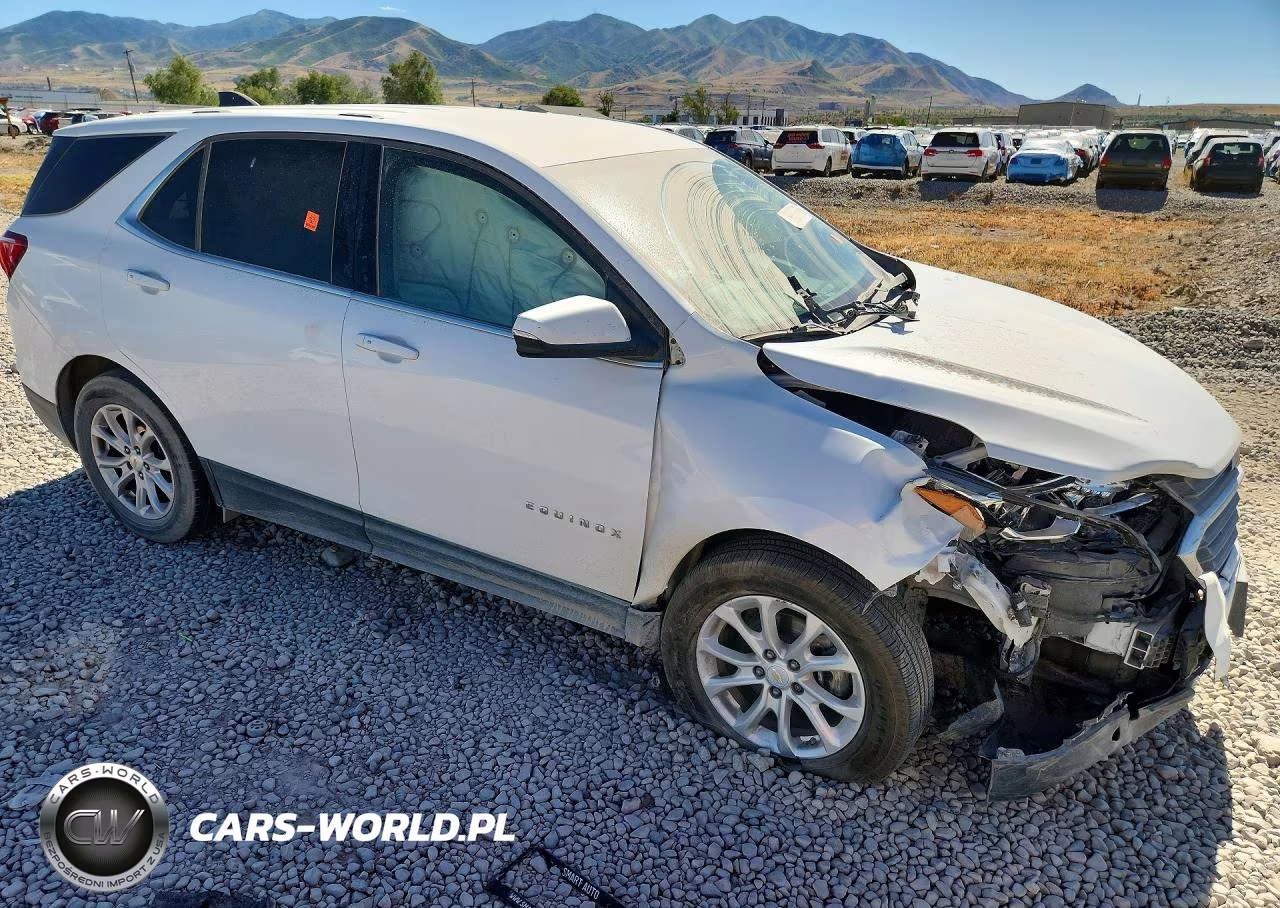 2018 Chevrolet Equinox Lt VIN:2GNAXJEV0J6352599 - 4