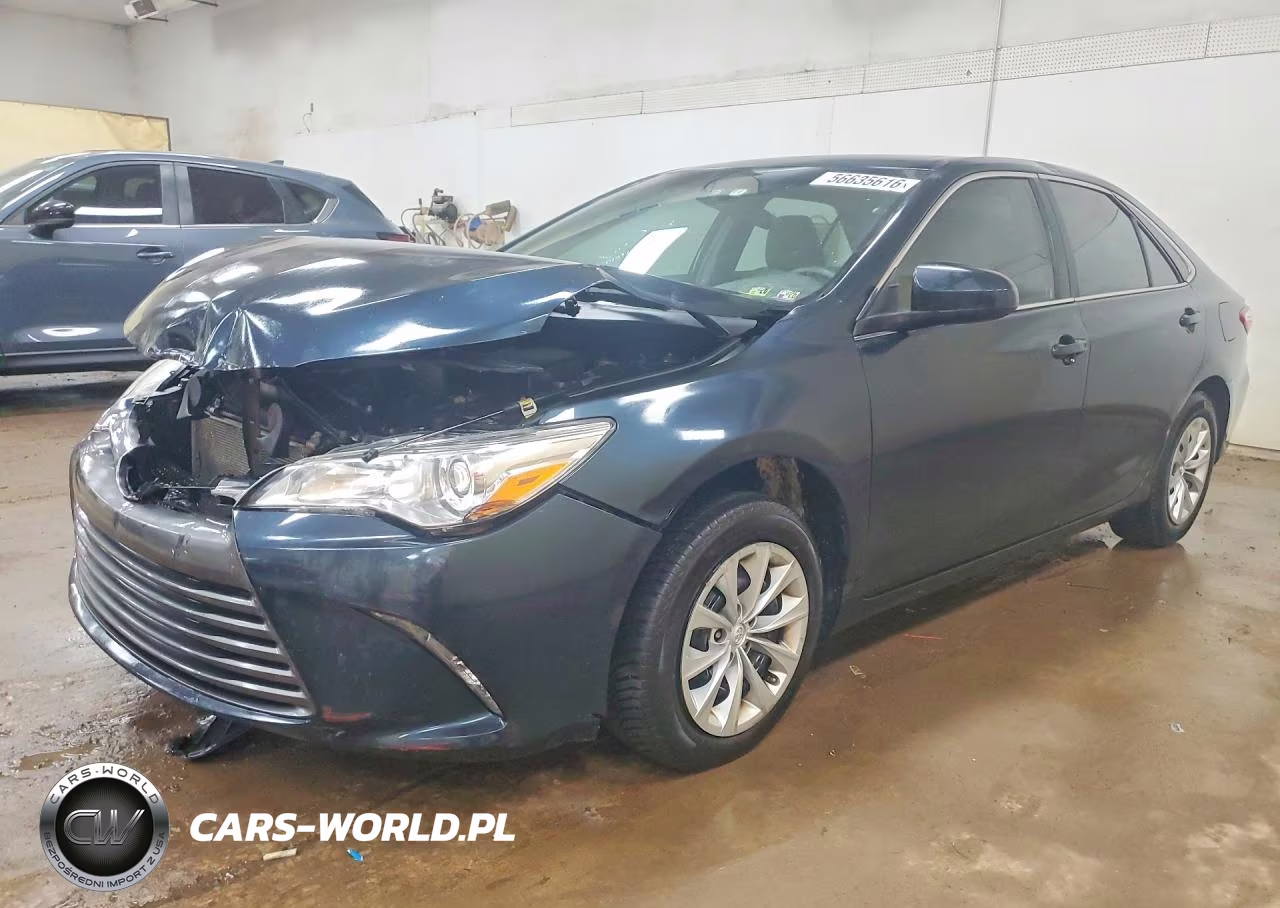 2017 Toyota Camry Le – zdjęcie 1 z 12