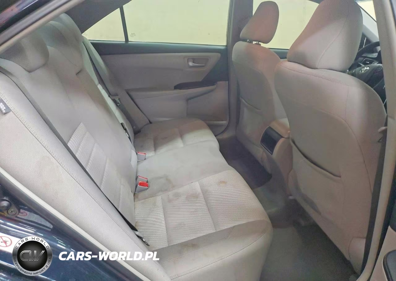 2017 Toyota Camry Le VIN:4T1BF1FK1HU754157 - 10