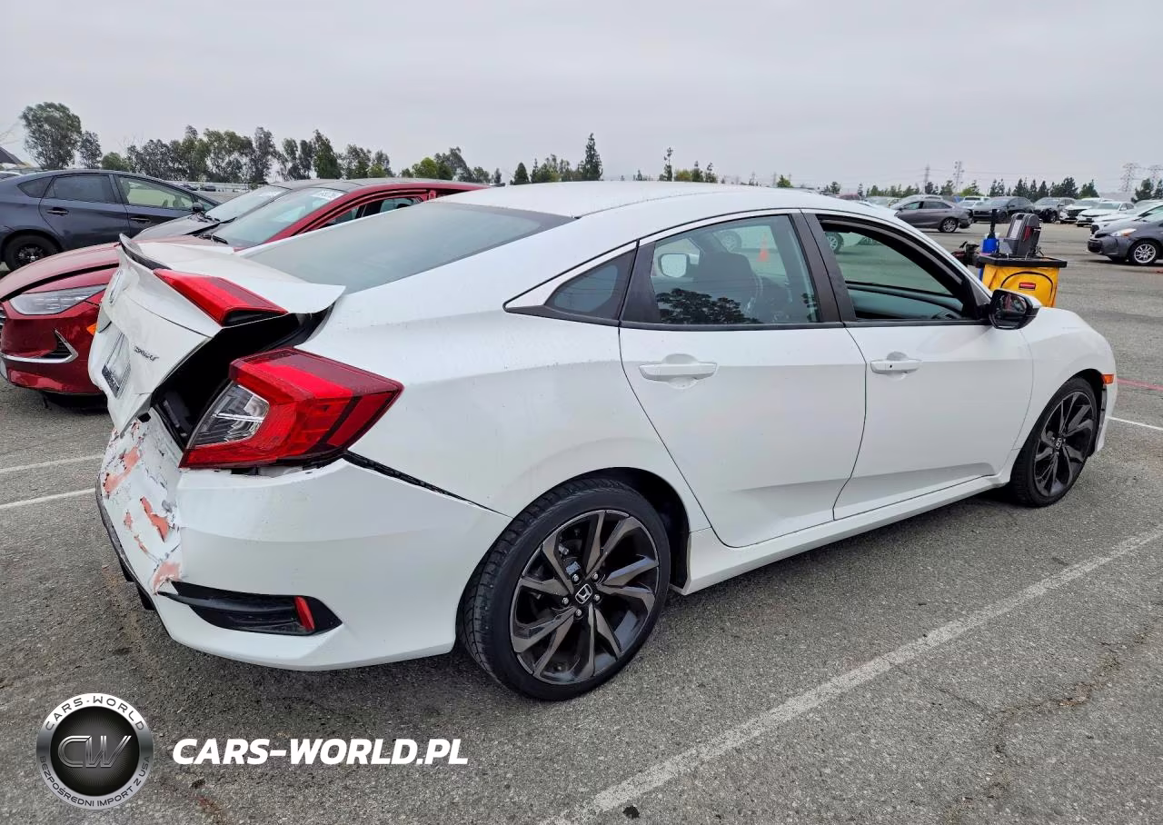 2020 Honda Civic Sport VIN:2HGFC2F82LH581030 - 3