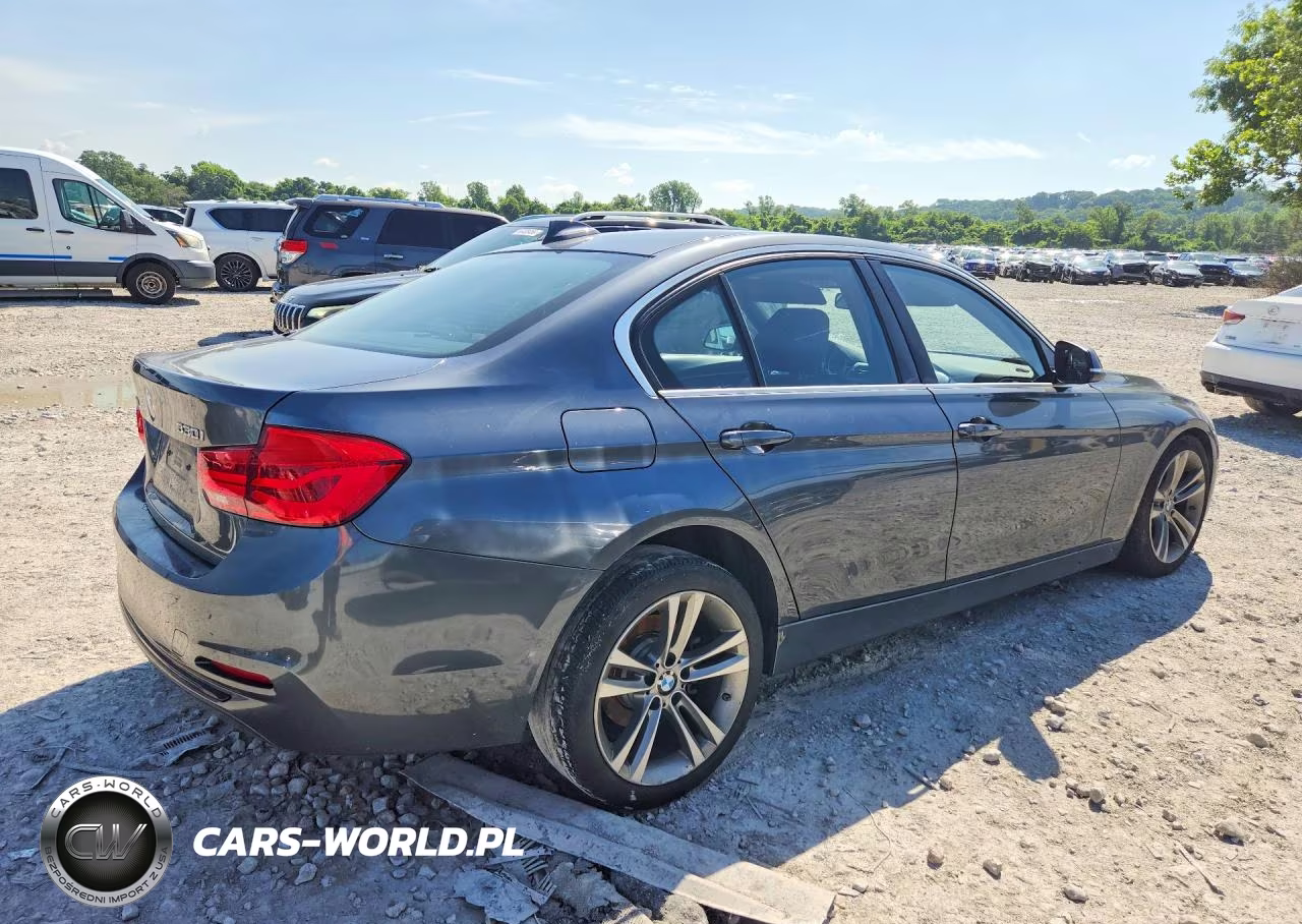 2018 BMW 330 Xi VIN:WBA8D9G50JNU72651 - 3