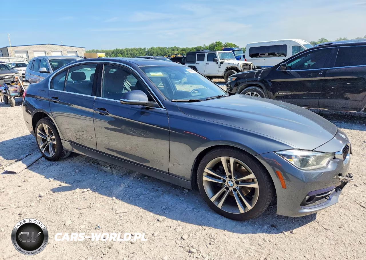 2018 BMW 330 Xi VIN:WBA8D9G50JNU72651 - 4